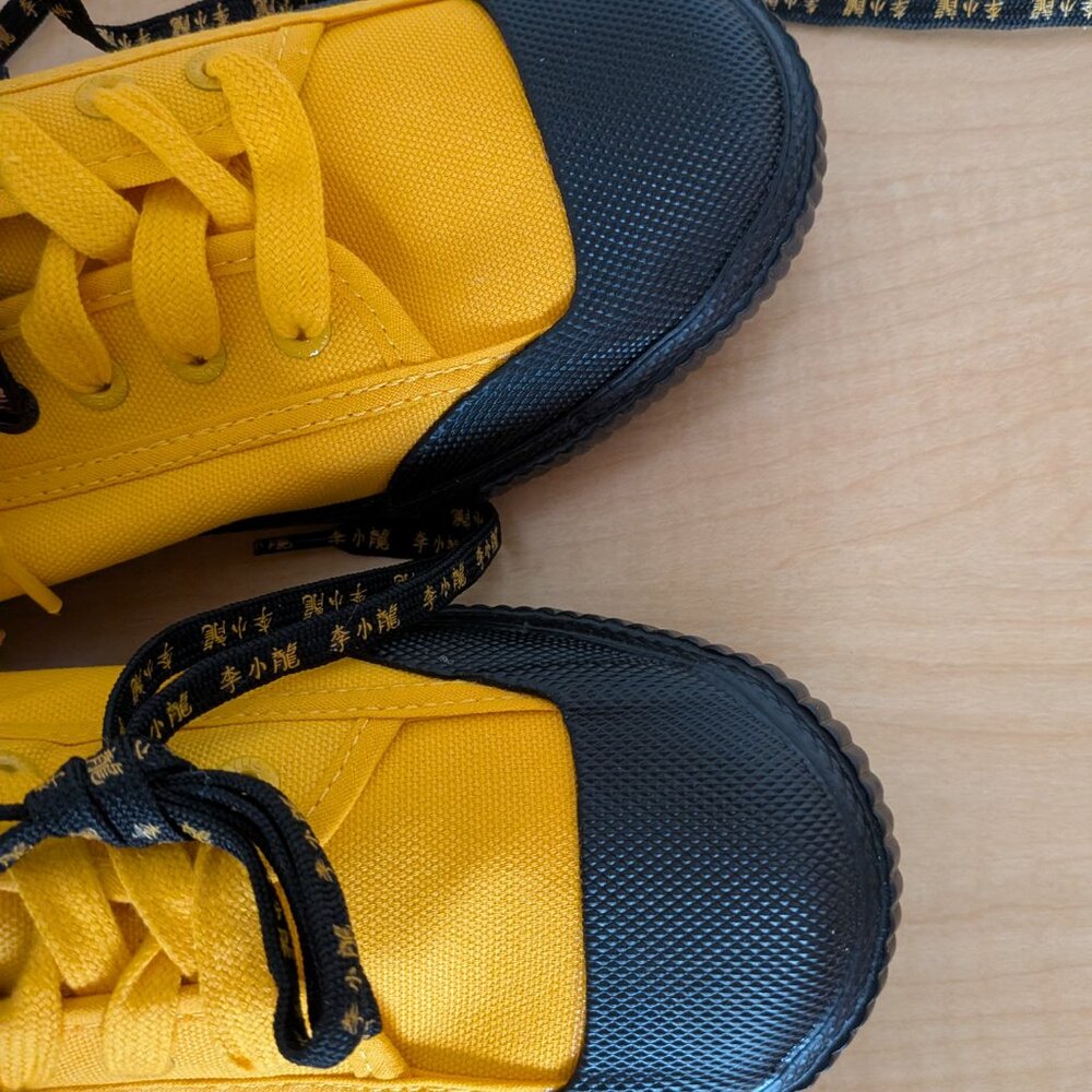 Feiyue Bruce Lee Special Edition Low Top Sneaker Yellow NWT. US 10M/12W/EUR 43 - Picture 6 of 12